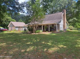 120 Creekview Dr, Brandon, MS 39047