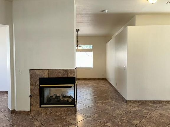3rd image of 5202 Anneke Way