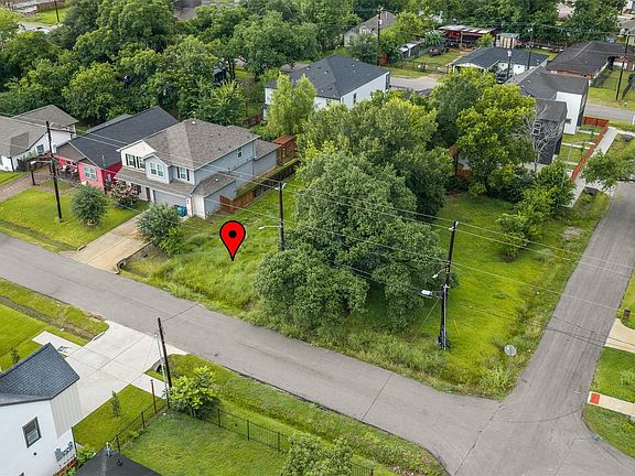 4th image of 4551 Newberry St #2