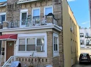 556 79th St, Brooklyn, NY 11209