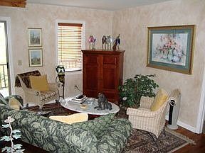 5th image of 76B Greenridge Ln