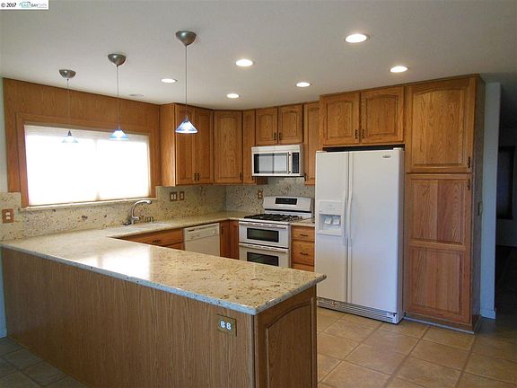 2nd image of 3025 Gentrytown Dr