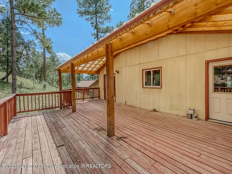 109 Snowcap Dr — Photo 29