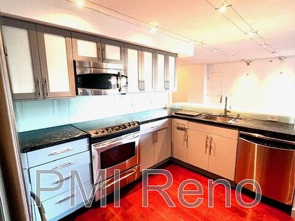 4th image of 255 N Sierra St Unit 614