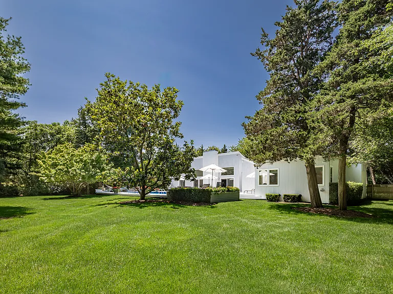 14 Rose Hill Rd — Photo 34