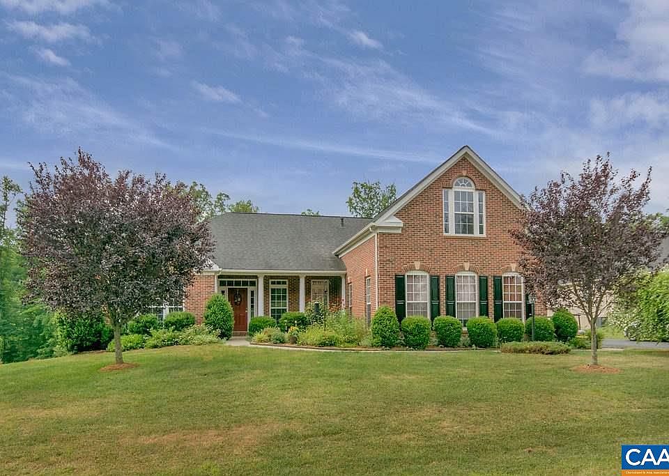 1st image of 264 Justin Dr