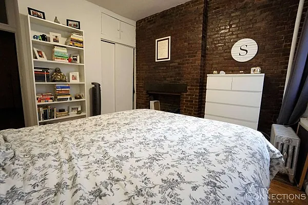 Rented by City Connections Realty | media 36