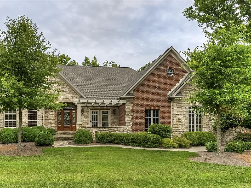 1st image of 203 Stonegate Dr