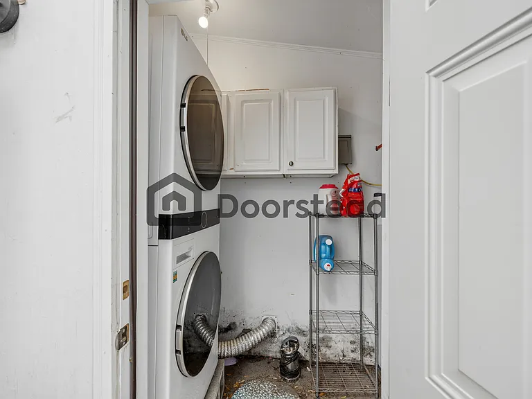 37 F St #A — Photo 19
