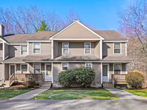 107 Pennacook Dr #107, Leominster, MA 01453