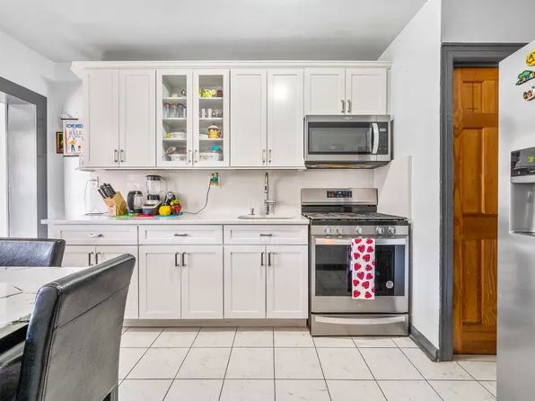 142-29 231st Street image 3 of 16