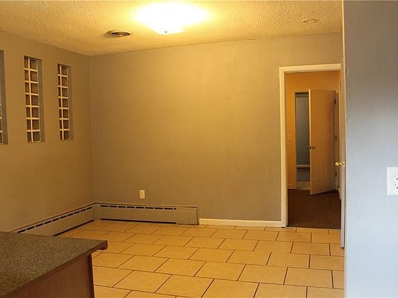 5th image of 11 Orchard Dr