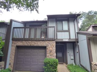 6073 Hilburn Rd, Pensacola, FL 32504