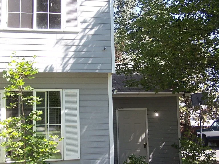 457 NW 17th St #2 — Photo 11