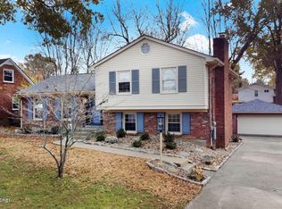 7706 Cedar Hollow Dr, Louisville, KY 40291