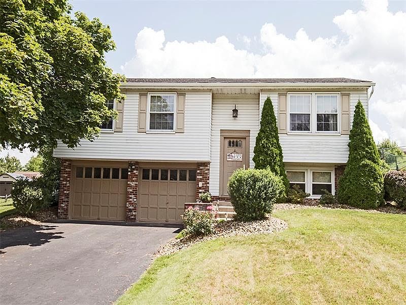 1st image of 217 Cameron Dr