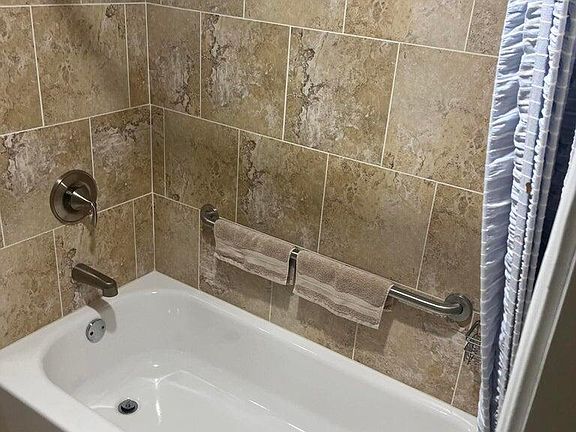 5th image of 1720 NW 20th Ave #1