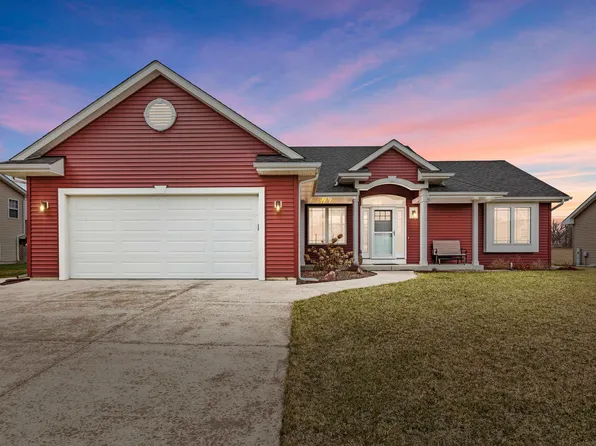 1909 Swallow Rd, Twin Lakes, WI 53181