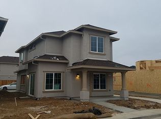 12829 Rogge Village Loop, Salinas, CA 93906