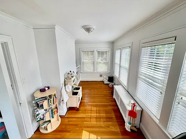 22 Longfellow Rd — Photo 9