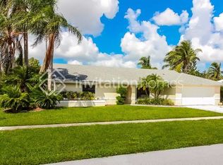 13668 Folkestone Ct, Wellington, FL 33414