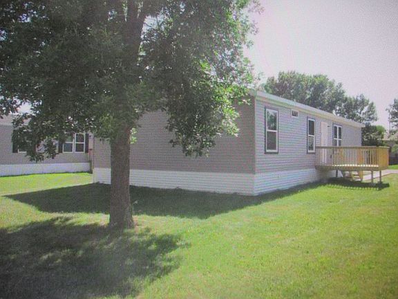 3rd image of 311 N Rochelle Pl
