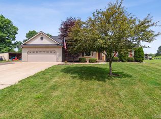 4136 Warner Rd, Howell, MI 48855
