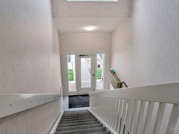 3rd image of 810 Carrington Pl APT 206