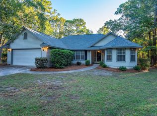 43 Marsh Dr, Beaufort, SC 29907