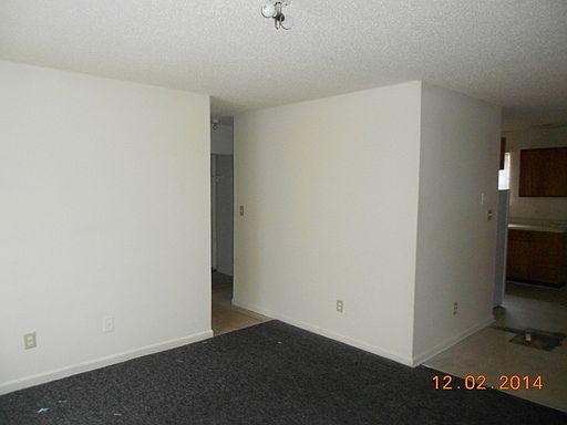 4th image of 910 E Davis Ave APT K