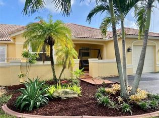 4272 Pine Ridge Ct, Fort Lauderdale, FL 33331