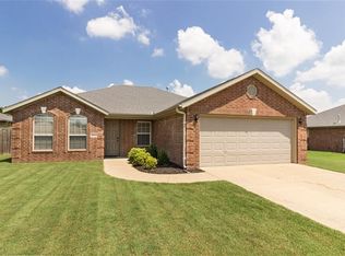 4074 W Spring House Dr, Fayetteville, AR 72704
