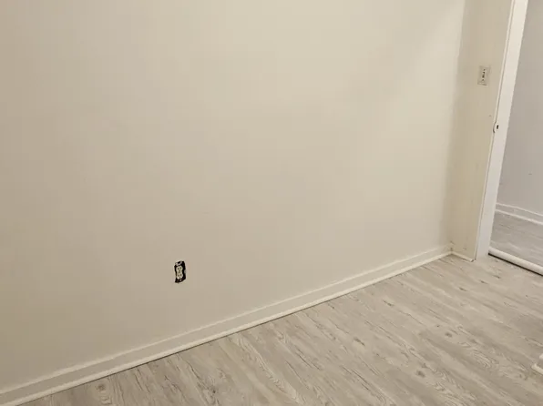 41 Ellison St, Paterson, NJ 07501