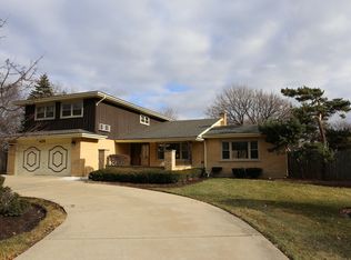 425 S Arlington Heights Rd, Elk Grove Village, IL 60007