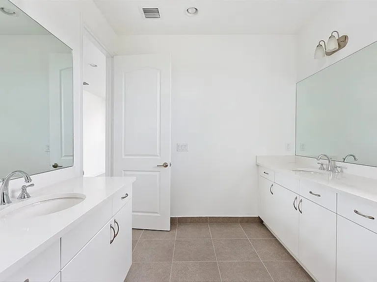 6990 Pines Cir #53-0 — Photo 11