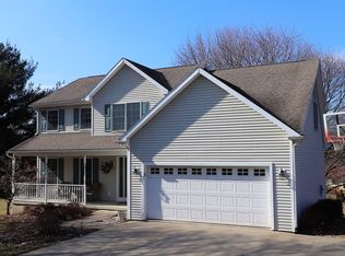 15 Farr Ln, Elmira, NY 14903