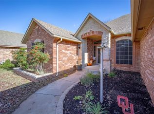 4300 Mackenzie Dr, Moore, OK 73160