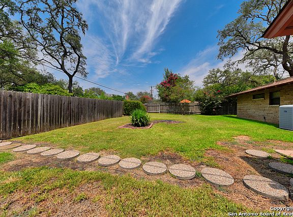 2nd image of 7303 Winterwood Pl