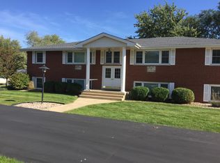 546 Lincoln Ln #2, Frankfort, IL 60423