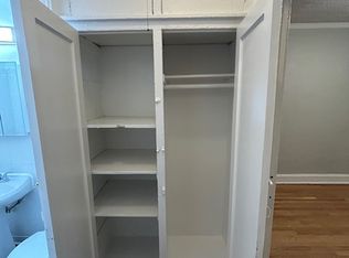 6653 N Newgard Ave APT 1E, Chicago, IL 60626