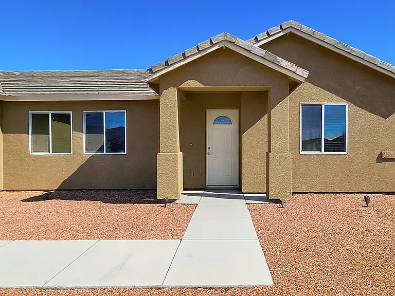3799 N Mayfield Ranch Rd — Photo 3