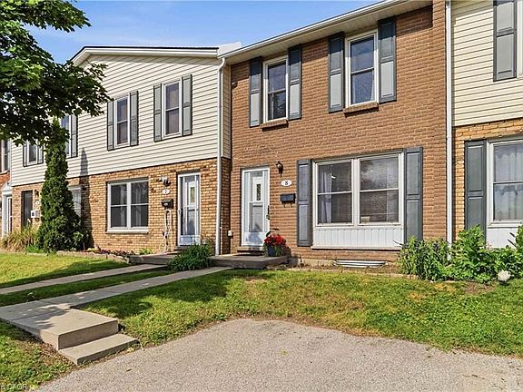 4th image of 596 Grey St Unit 8