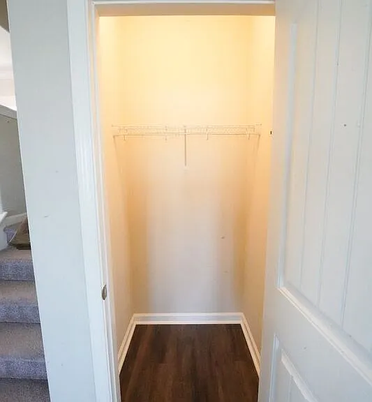 165 Greyfield Cir — Photo 15