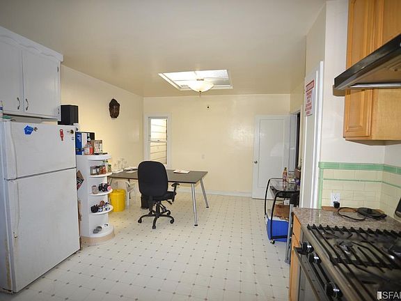 5th image of 1743 La Salle Ave