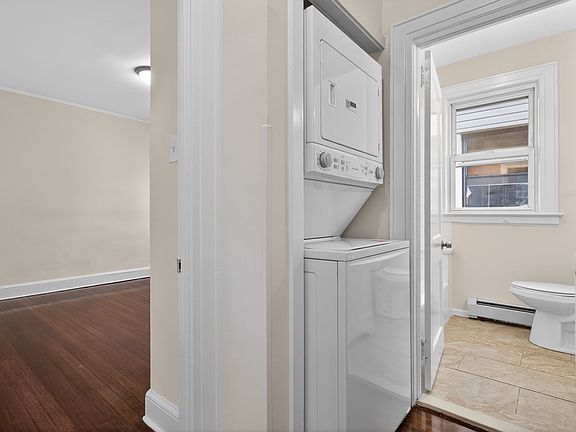 5th image of 24 Marion Ave Floor 2