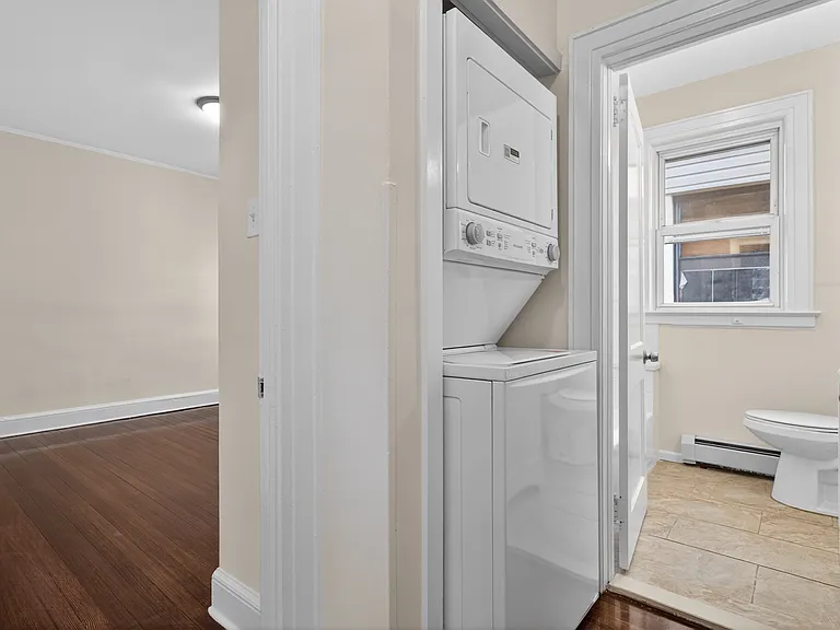 24 Marion Ave #2 — Photo 5