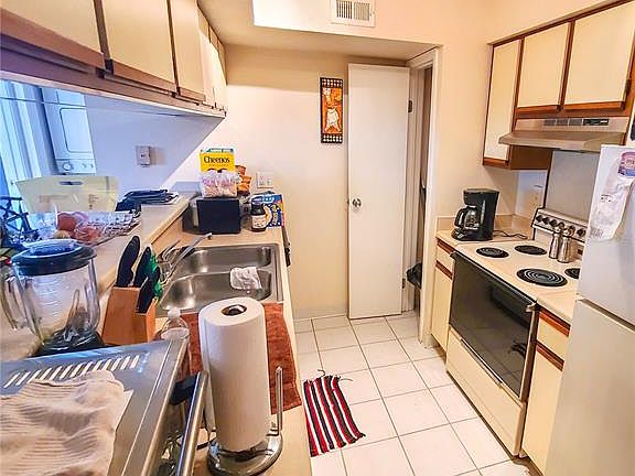 4th image of 9100 Dr Martin Luther King Jr St N APT 1309