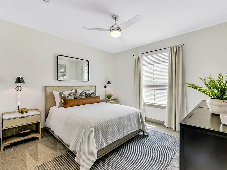 Atlas Bluewood Apartments — Photo 6