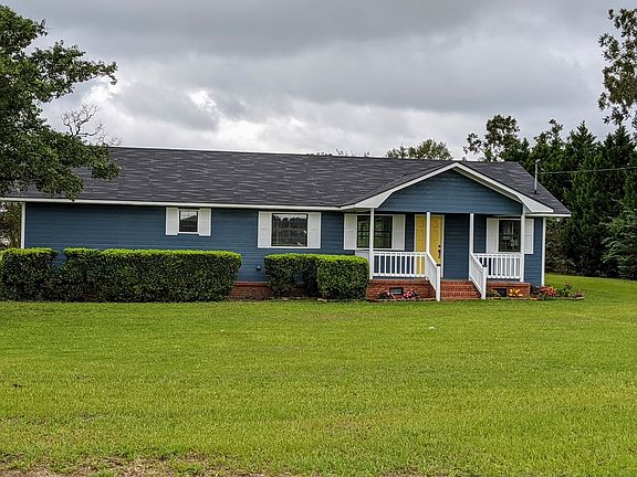3rd image of 220 County Road 158