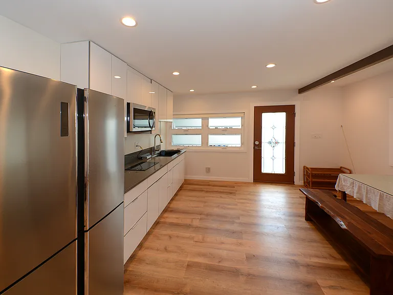 3147 Francis St — Photo 3